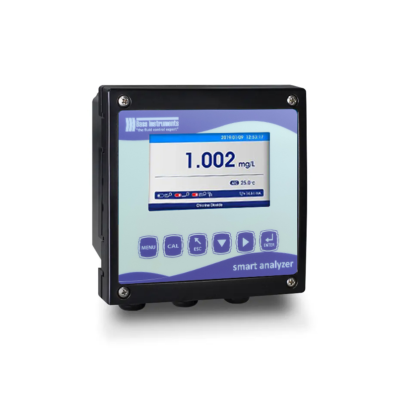 Panel-Mount Chlorine Analyzer